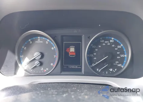 2018 Toyota Rav4 Xle from USA, damaged, VIN 2T3WFREV2JW458279